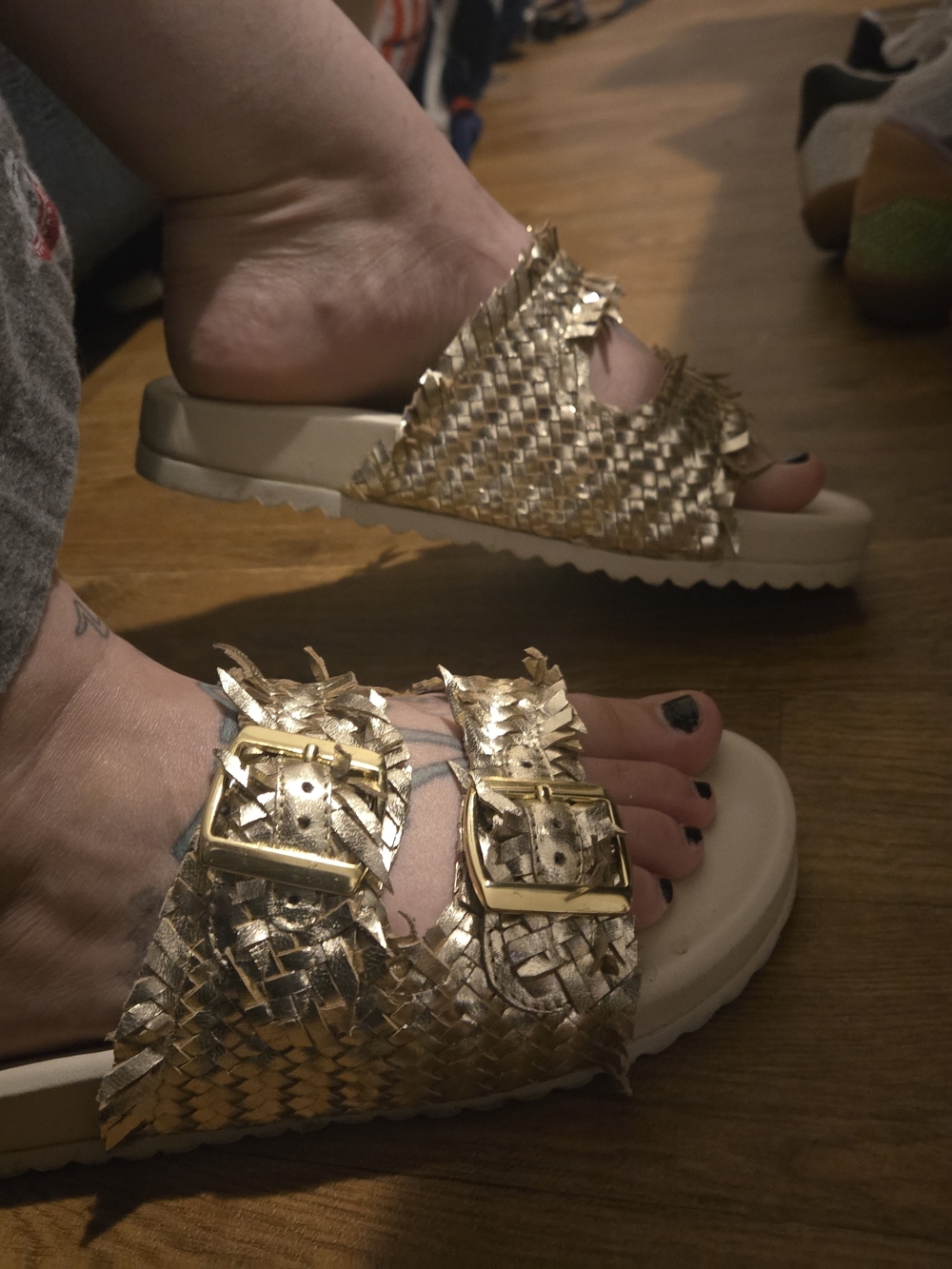 naughty monkey Gold Woven Double-Buckle Slide Sandals